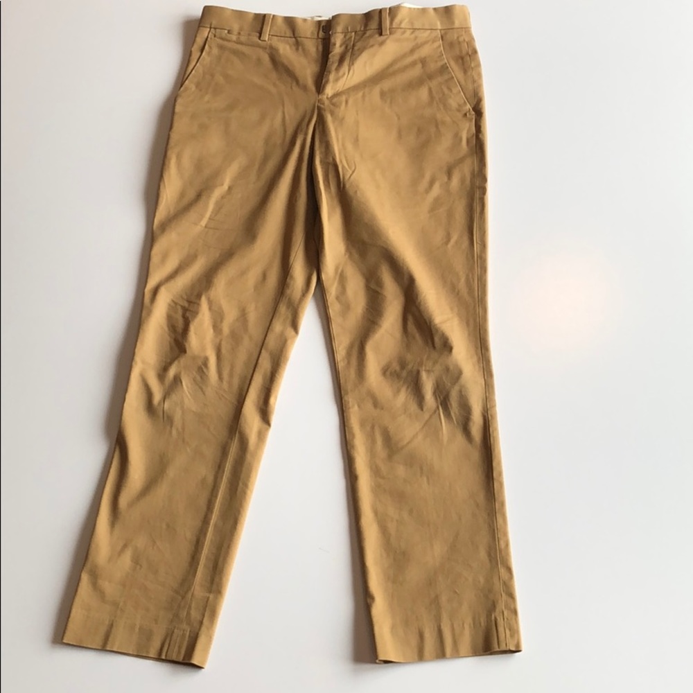 Express Dress Pant. Photographer. 29/30